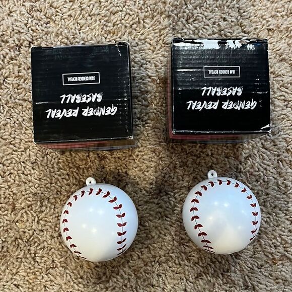 Pink Gender Reveal Baseballs for Baby Girl - Picture 2 of 8